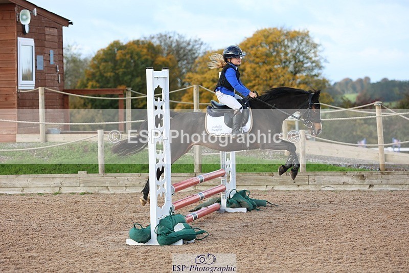 251025-103103-00907 - Cls 21+22 Club and Schools 60cm