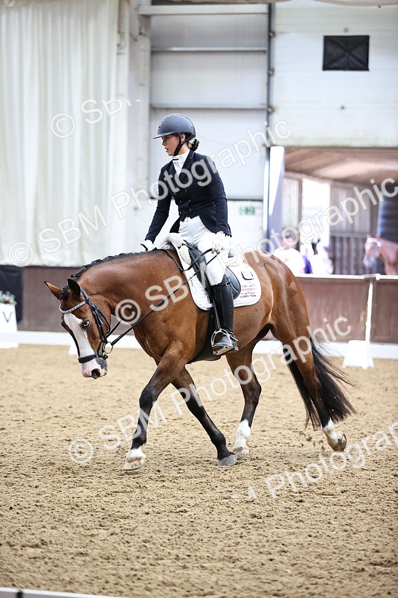 SBM_001858 - Novice 4 - 11.15-13.22