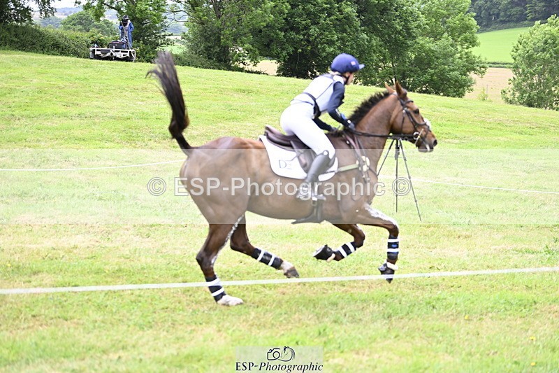 250524A-102154-08506 - A-056-Ivy.Fisher-BALIEF.DE.REVE