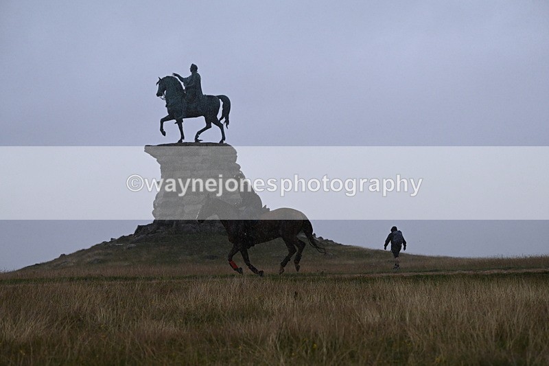 DSC_3118 - Time at Statue 12:59 to 13:49