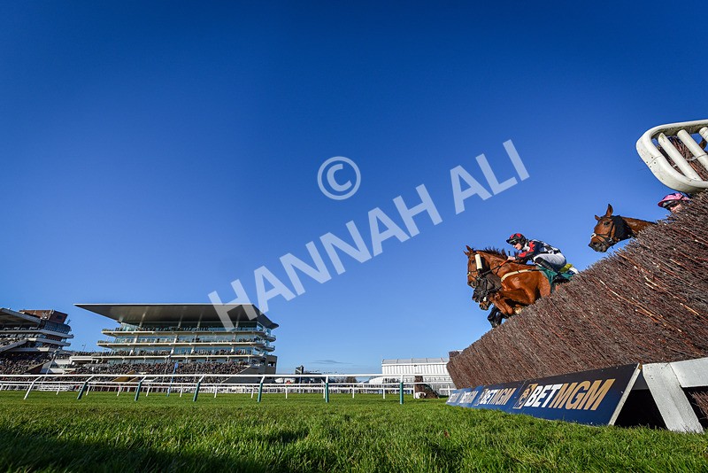 141224-Race 2-Moon DOrange-9274 - Race 2