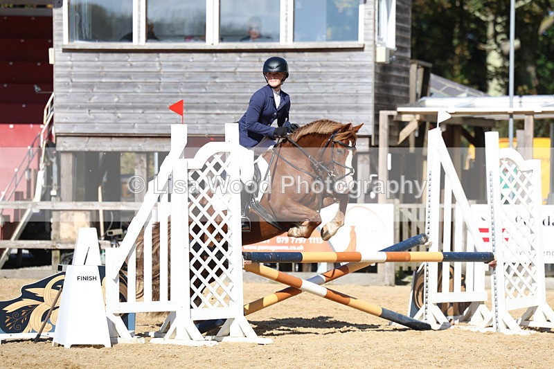 3E7A4750 - Class 8: 80cm Junior