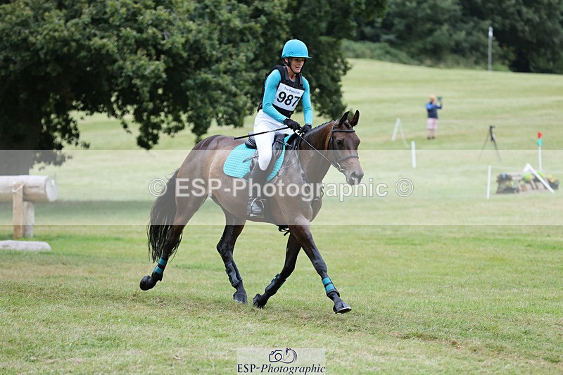 240825X-175809-38451 - 80cm XC 17.30 to End