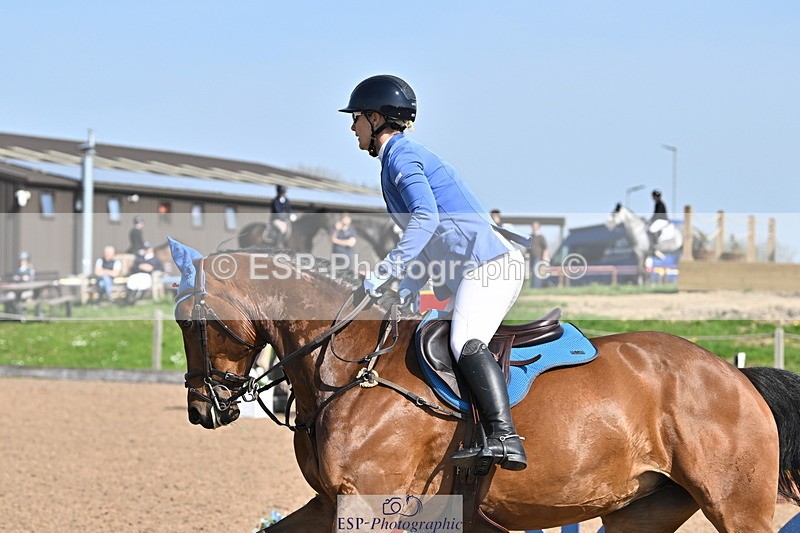 240509A-100136-00747 - Cls 8 Foxhunter