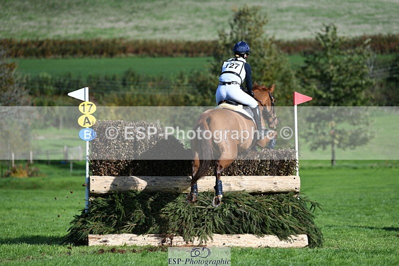 251024A-121815-09265 - B-127-Jessica.McCaldin