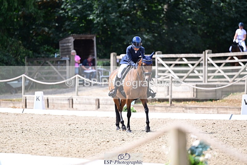 260802A-111941-05518 - Novice Silver break - break
