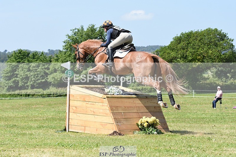 230527-112736-09326 - 308-NEFFECT_S-Kat_Raybould-XC