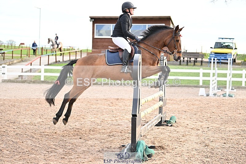 241206-095759-00127 - Cls 2 British Novice and 90cm Open