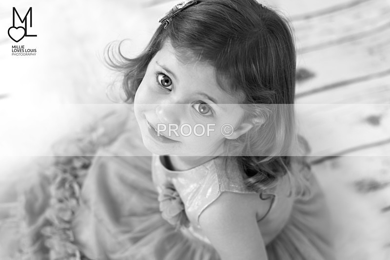 Family Photoshoot 5th August 2016 Millie Loves Louis Photography  19 - Family Photoshoots