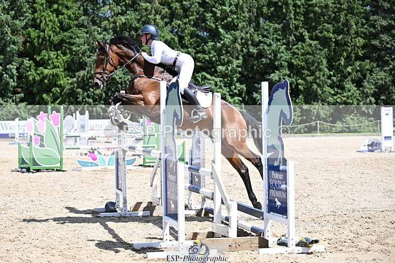 260705A-142706-20362 - Cls 52 Snr 1m 05 GP Jump Off