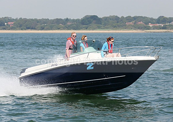 120810 BLUE ZULU AZURA WT7A0062 - Motorboats - Open