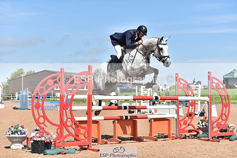 230810A-113928-00916 - Cls 9 Foxhunter