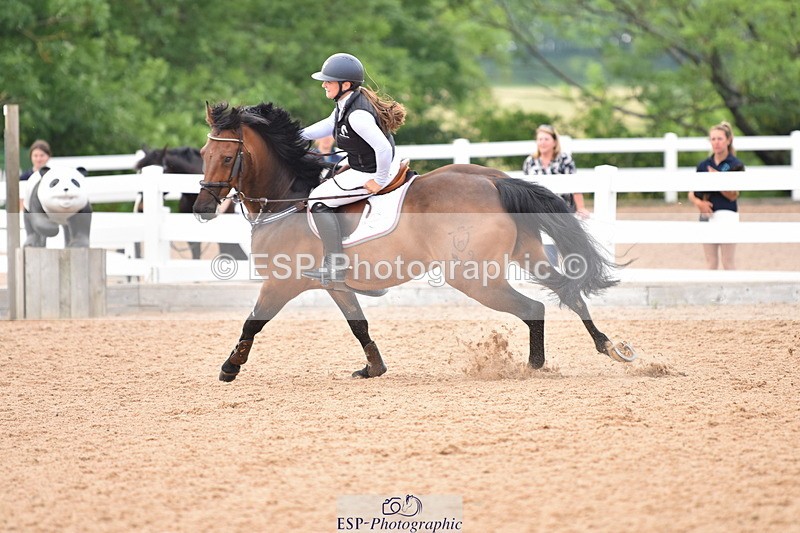 230609A-180554-01785 - Jolly Jumps Ride and Run