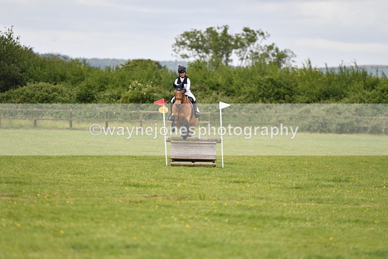 WJ5_3682 - Class 6 80cm