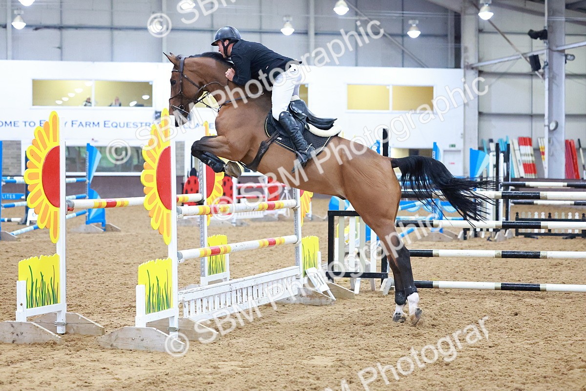 SBM_002100 - Class 5 - Senior Foxhunter 1.20m