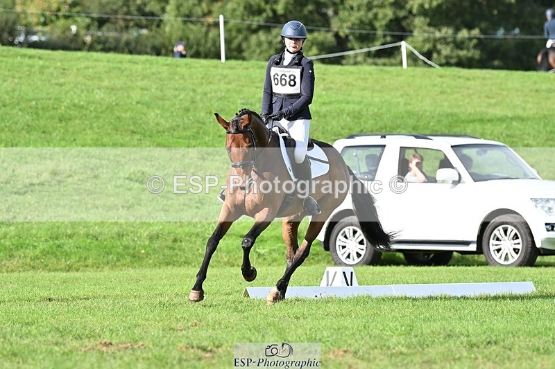 231020-144641-10981 - 668-BOWHAYLANDS.SKYFALL-Miya.Johns-DR