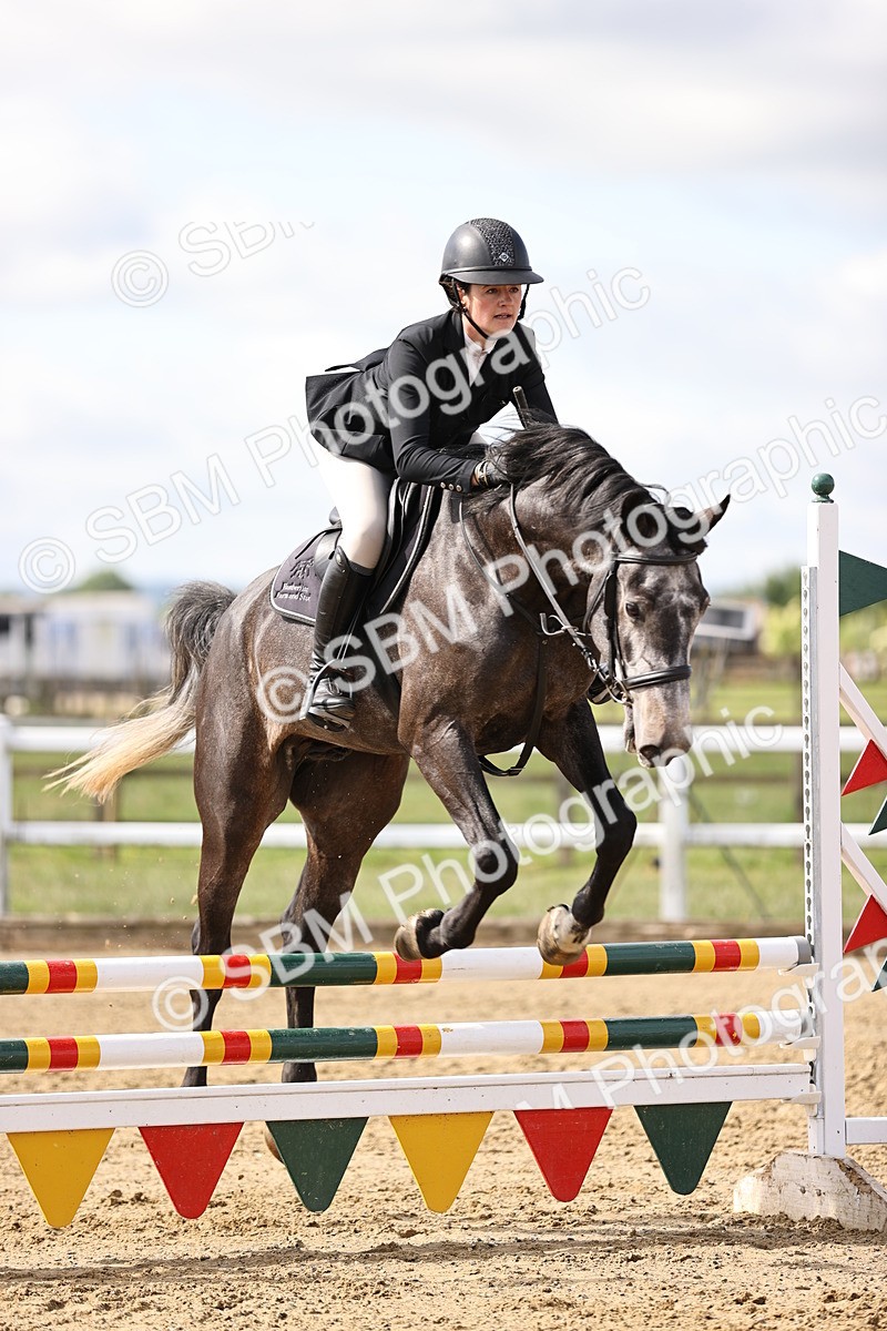 SBM_001840 - Class 8 - Clear Round