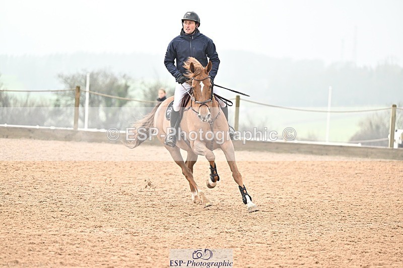250122-140525-00569 - Cls 6 Foxhunter and 1.20m