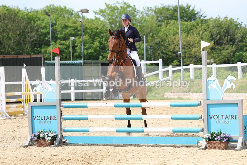3E7A8750 - Class 4: Senior British Novice/90cm open