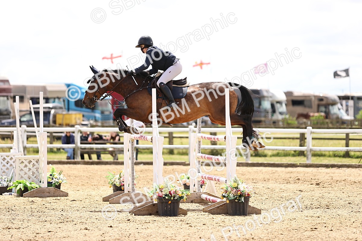 SBM_003641 - Class 22 - Senior Foxhunter 1.20m