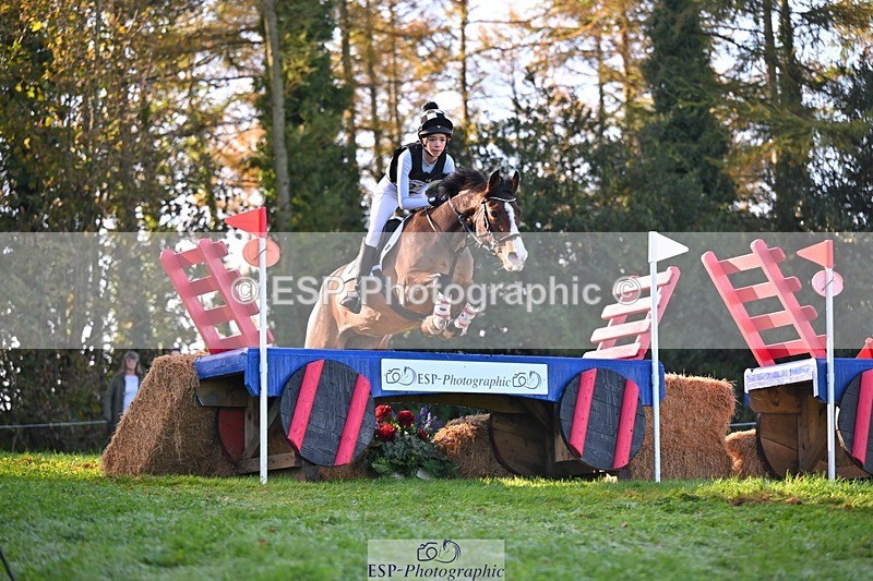 241026-111836-11917 - 375-Erin.Brown-50.SHADES.OF.BAY