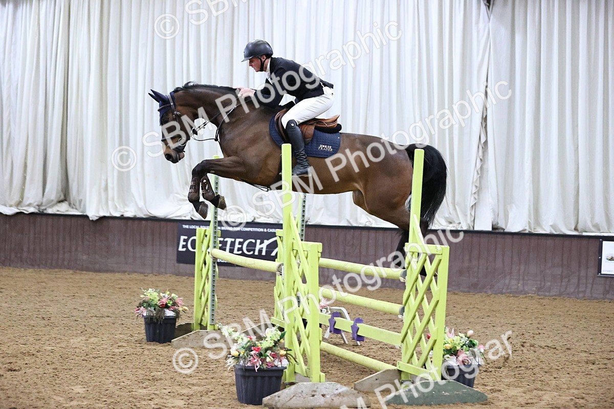 SBM_001514 - Class 4 - Senior Newcomers - 1.10m Open