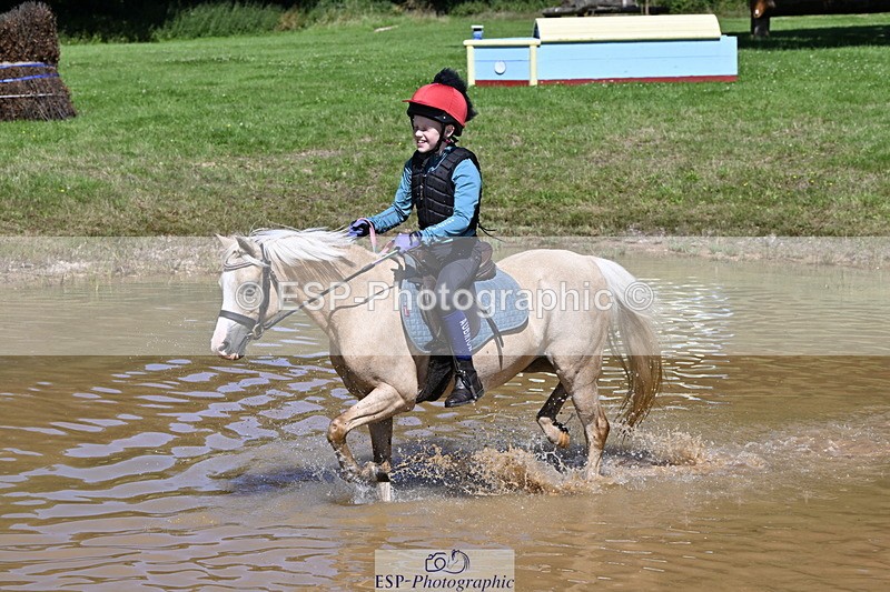 240728B-112005-00885 - Theo's Group XC