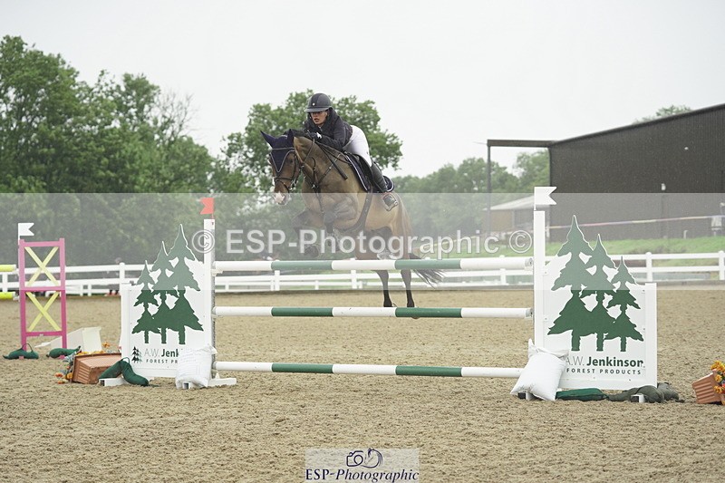 230722A-141354-09577 - Cls 23, 1 Star Gold 1.30m