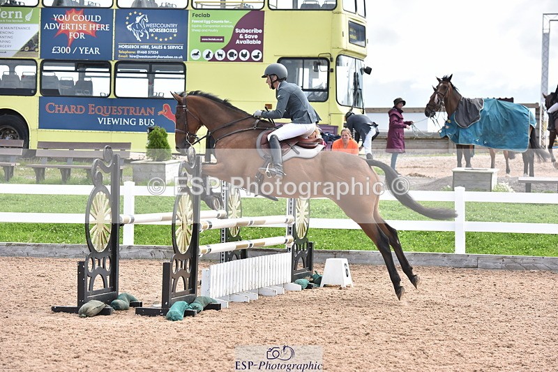 230806A-111756-01383 - Cls 17 Snr Discovery & 1m Open