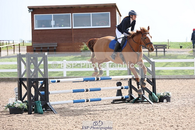 240406A-105711-02925 - Cls 20 British Novice and 90cm Open