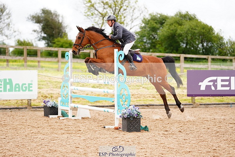 240526A-114936-07904 - Cls 26 Chard Equ 1.05m and 1.10m Grand Prix