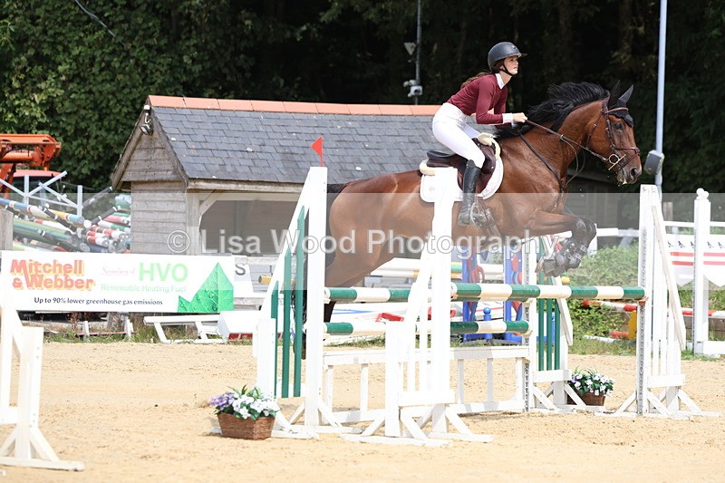 3E7A4205 - Class 7: Senior Newcomers/1.10m open