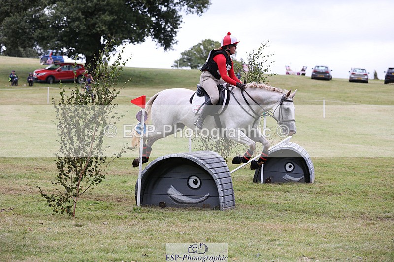 240825X-163039-36496 - 80cm XC 15.30 to 16.30