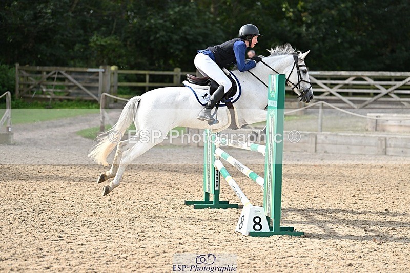 230930-114657-00389 - Cls 4 Pony Newcomers & 1m Open