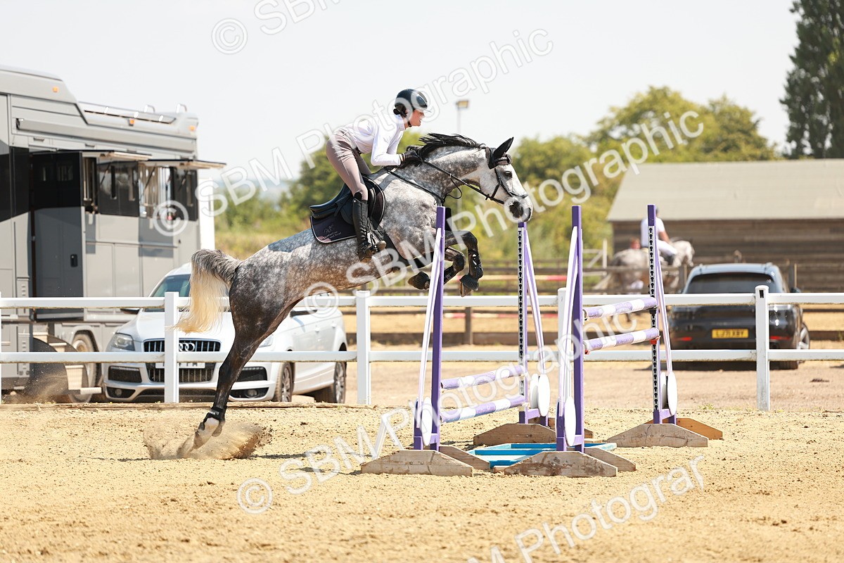 SBM_001981 - Class 5 - Senior Foxhunter - 1.20m