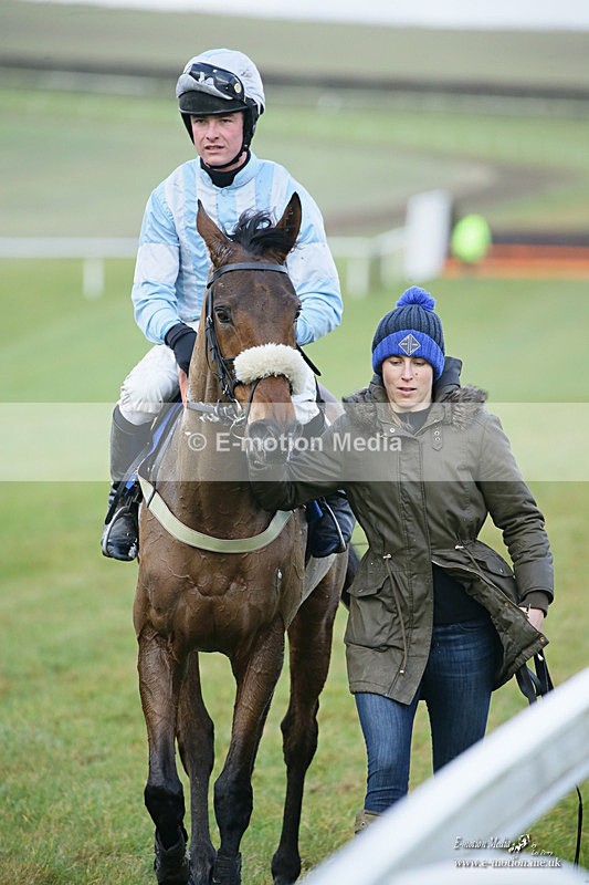PtP 121221 230 - Barbury International Point-to-Point 112/12/2021