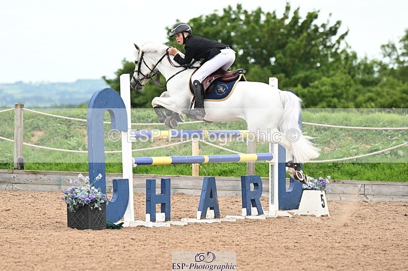 240630A-132847-13720 - Cls 25 HOYS 138cm Qualifier