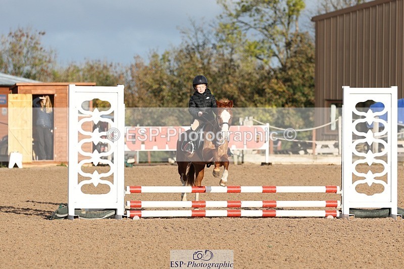 251025-093116-00710 - Cls 20 Clear Round 50cm