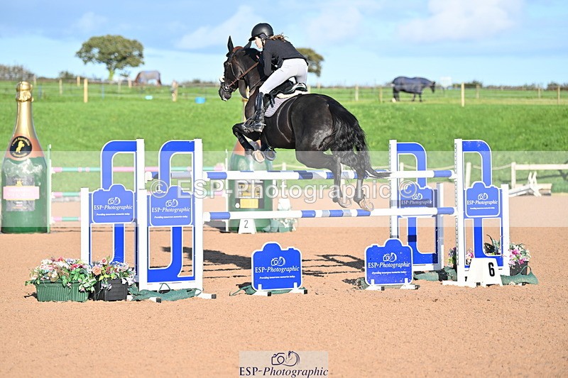 231014A-182230-06564 - Cls 21 National 1.30 & 1.40m Open