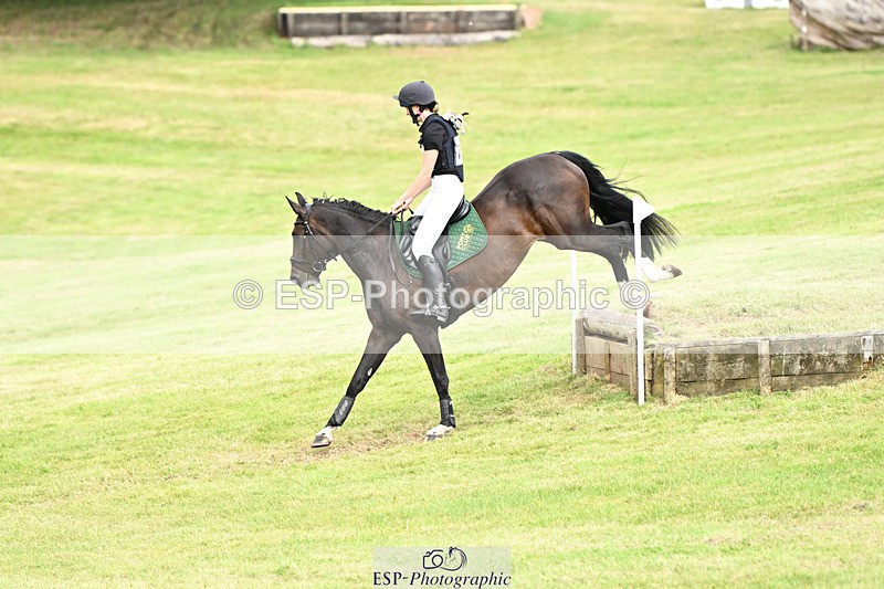 240825X-153311-36508 - 80cm XC 15.30 to 16.30