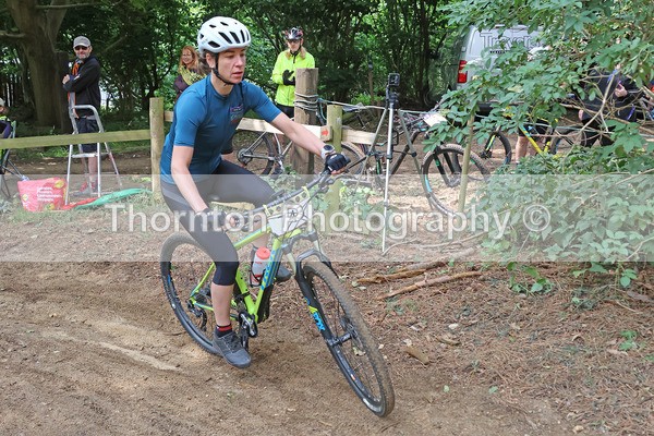 A41A7187 - MTB East R7 Twisted Oakes 8th June 2025 10:30 Female Adult Elite+Female U14/U16Juv/Youth Race