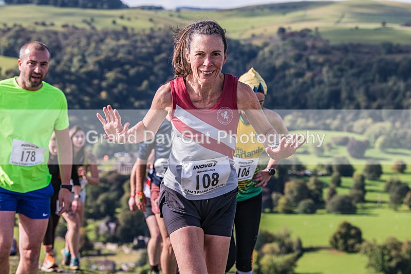 Ilam-243 - Ilam Three Peaks Fell Race (Limestone Series) Sunday 28th September 2025