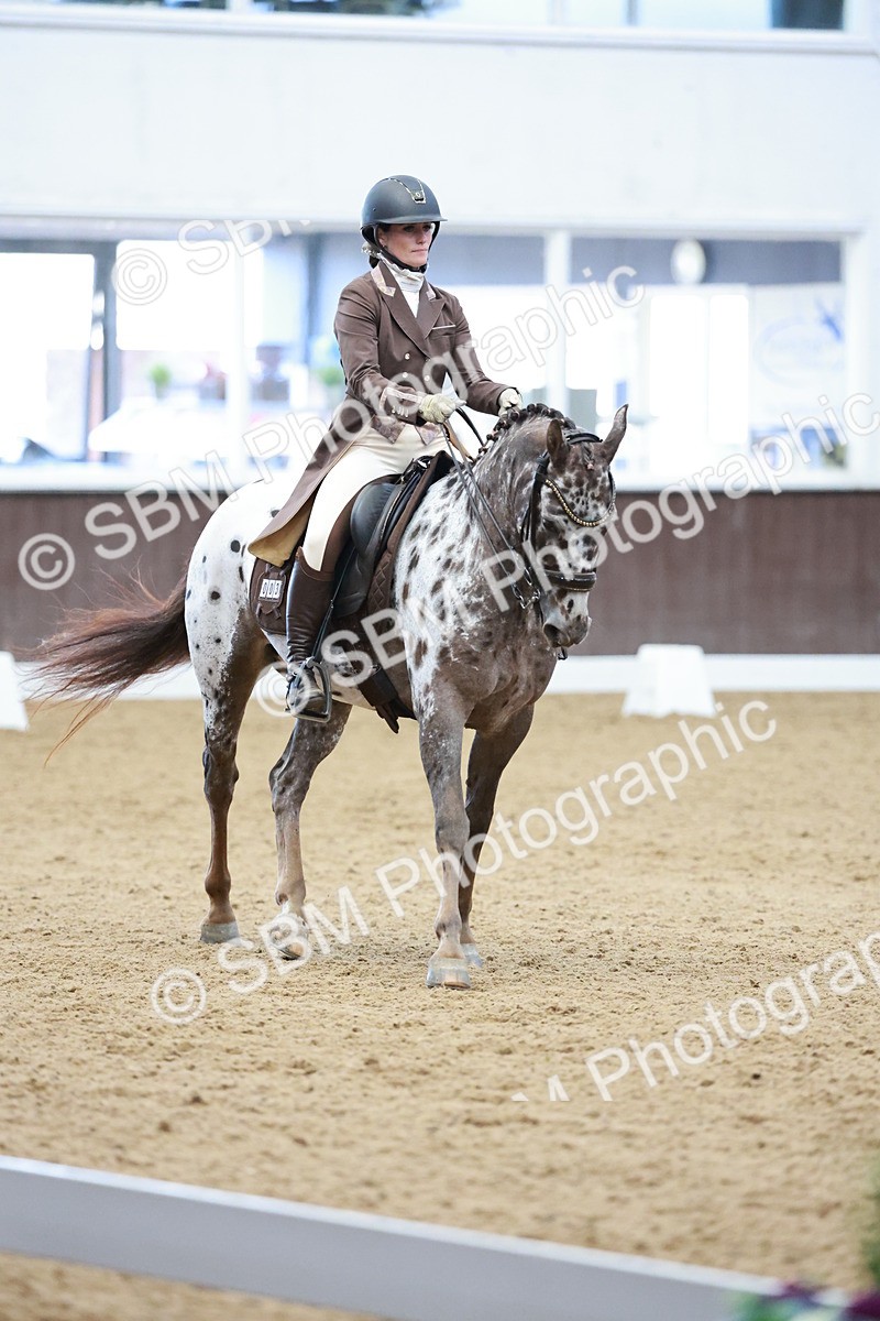 SBM_016554 - Class 5 - FEI INT II - 17.24-18.20