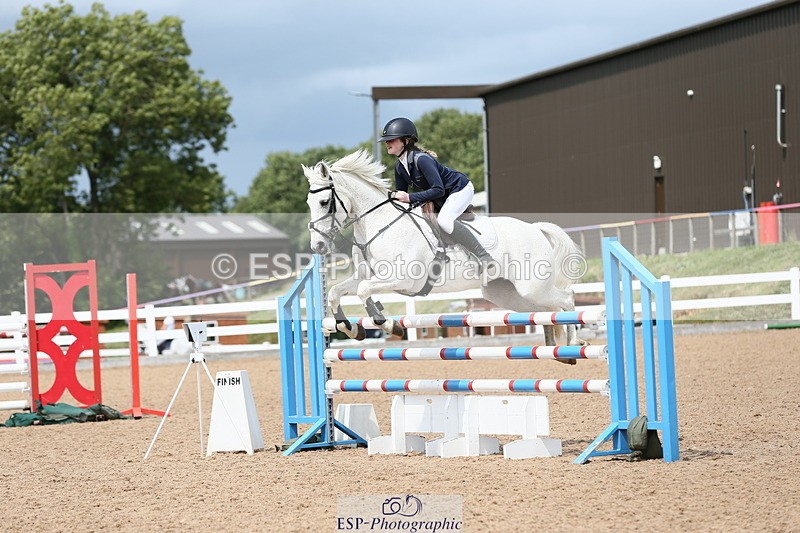 230716A-150555-04187 - Class 25a Pony Fox & 1.10 Open