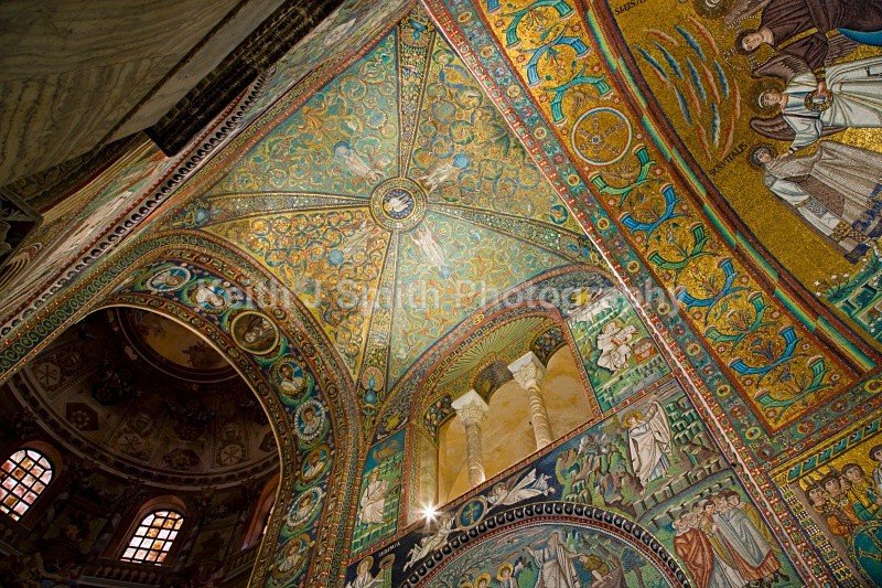 YR6M2637  (RM) - Worldwide