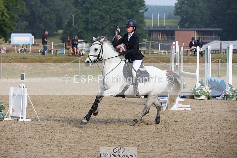 230618-082401-09193 - Cls 19 Pony Intro 1m