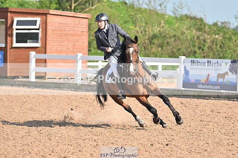 240512A-173401-20055 - Cls 45 1.10m National Am Quali and Open