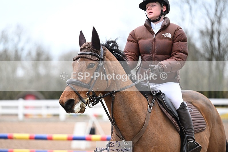 251205-101208-00167 - Cls 2 Snr British Novice and 90cm