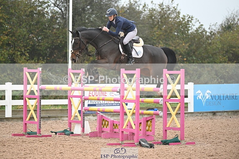 241102A-122312-04540 - SAT Cls 15 Foxhunter and 1.20m Open