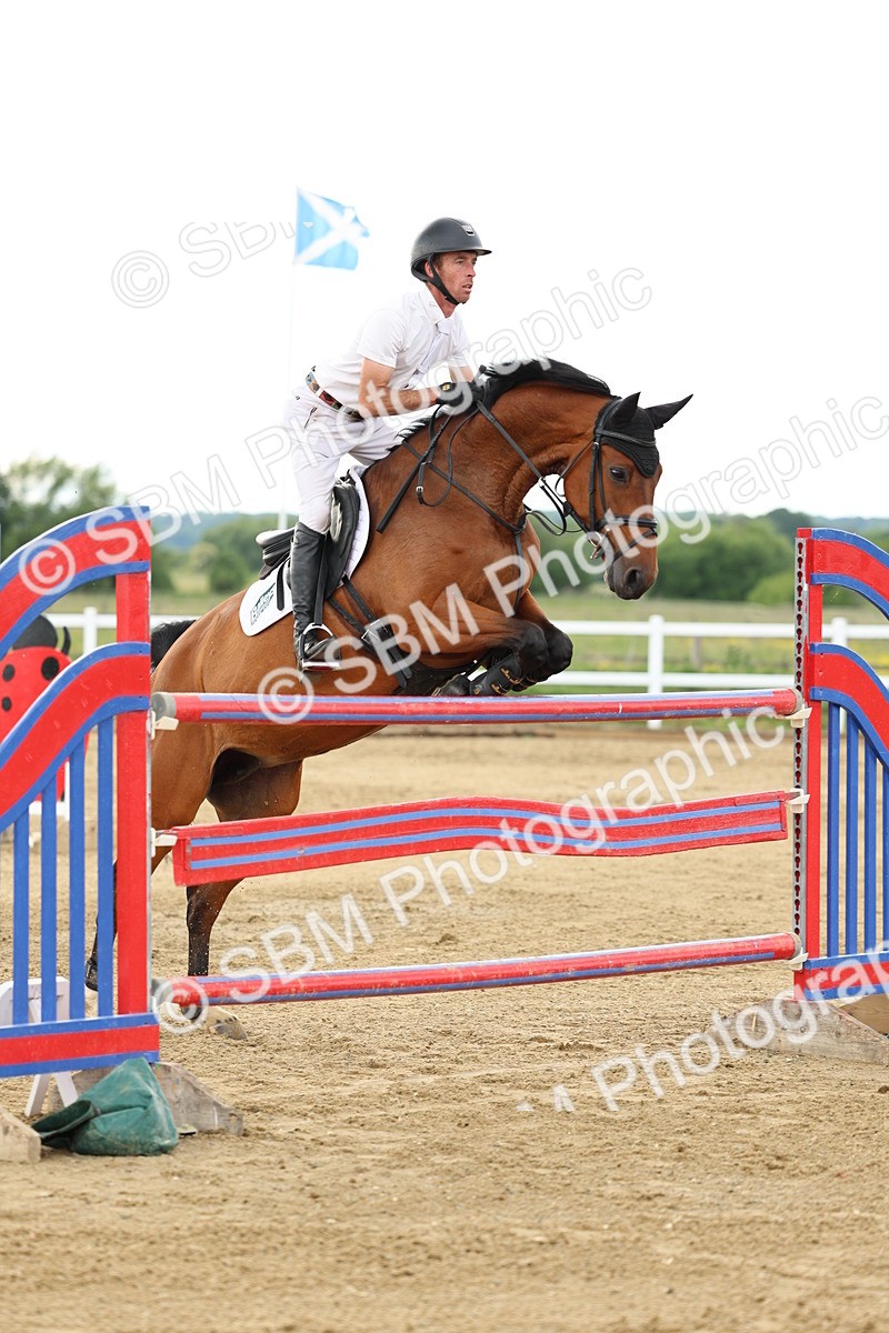 SBM_006505 - Class 21 - National 1.30 1.40m